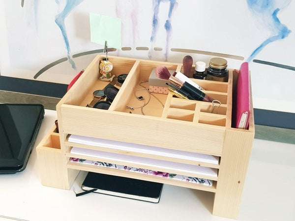 On Table Organizer / Masa Düzenleyicisi / Ahşap Düzenleyici